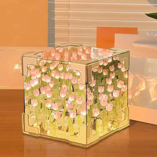 Cube Tulip Lamp